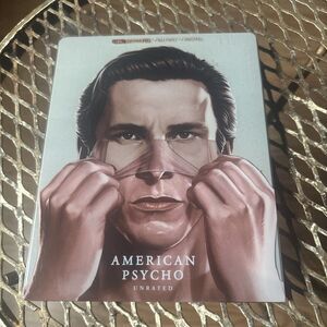 American Psycho (4K Ultra HD + Blu-Ray, 2000) Limited Edition SteelBook